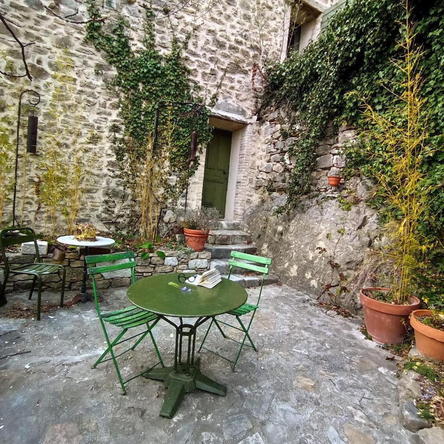 Bed and Breakfast La Fontaine Bargème Exteriér fotografie